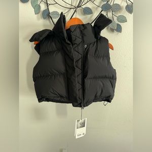 Wunder puff cropped vest